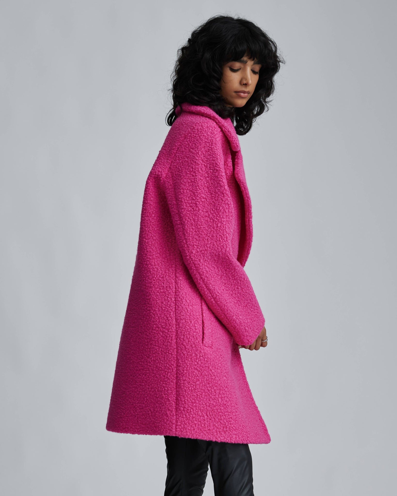 Y5052NVL - FLAT BOUCLE DB OVER COAT
: Fuchsia