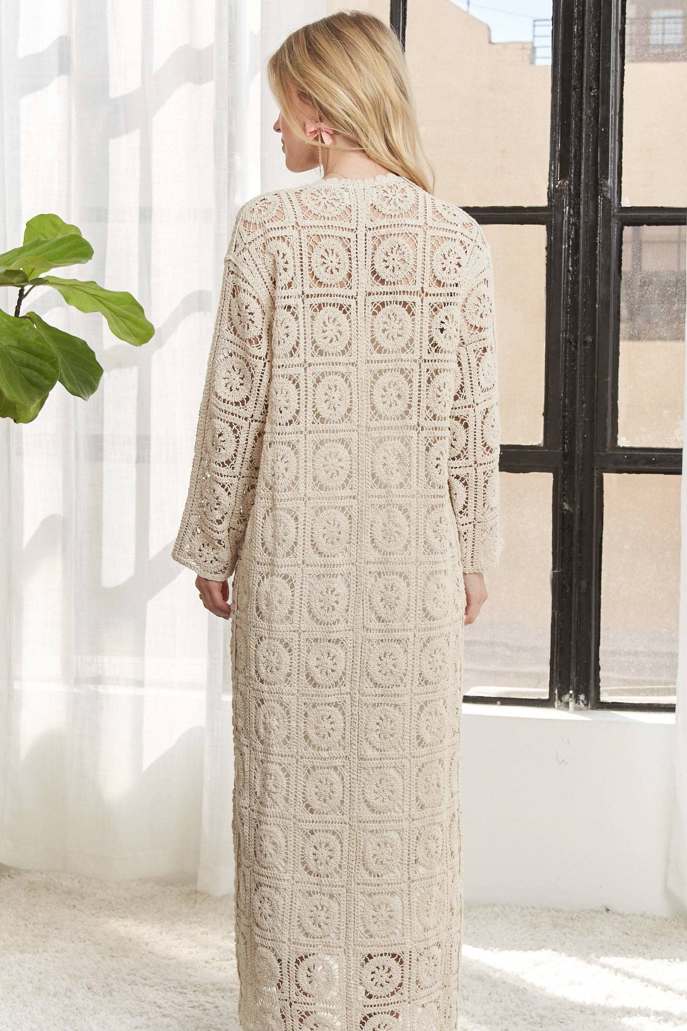 CESW3831- LONG SLEEVES CROCHET ELASTIC CARDIGAN: BEIGE