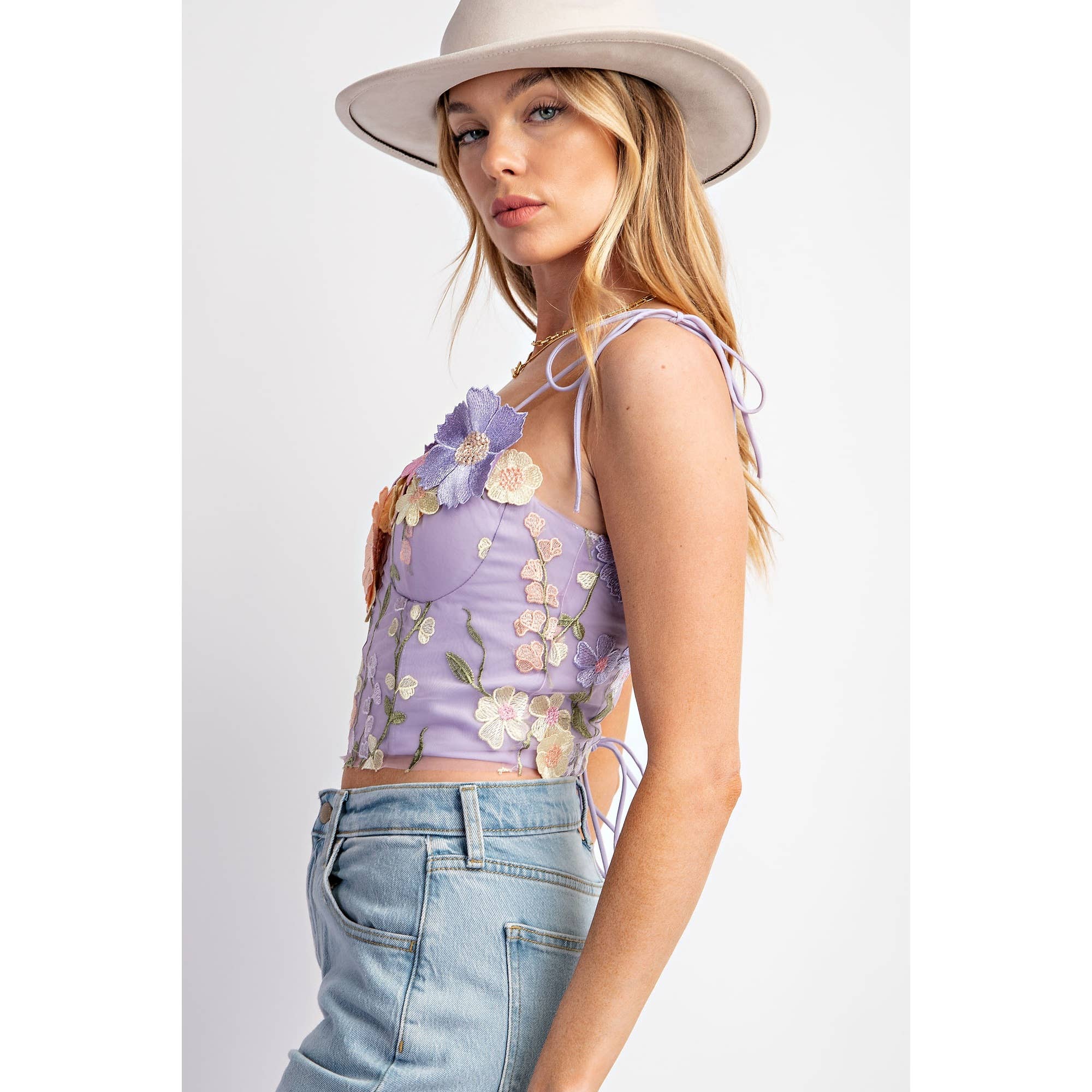 3D FLOWER EMBROIDERY TANK TOP: Lavender