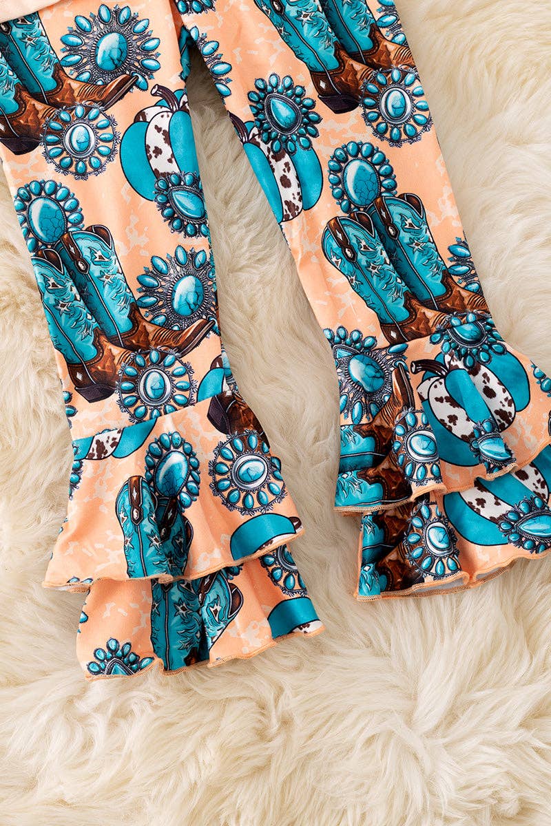 "Howdy" Ivory long sleeve top and western double layer bottoms. OFG51890 SOL