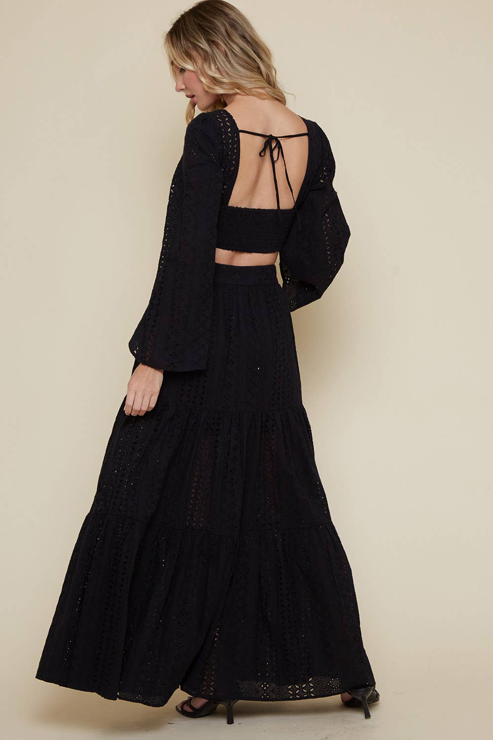 SIT3578A BLACK EYELET TOP WITH BELL SLV AND SMOCKED BACK