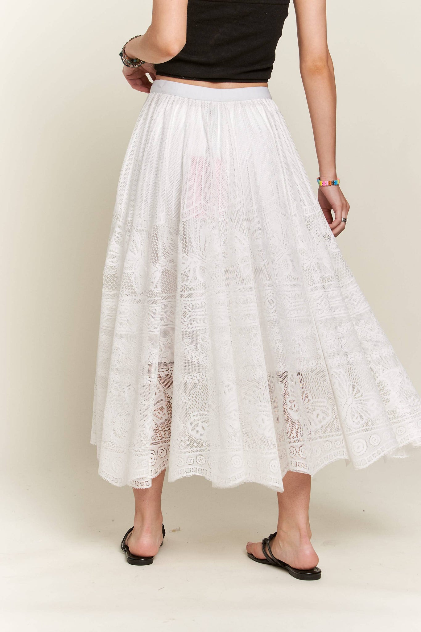 CES3624 - ELASTIC WAIST RAW HEM LACE MAXI SKIRT: WHITE
