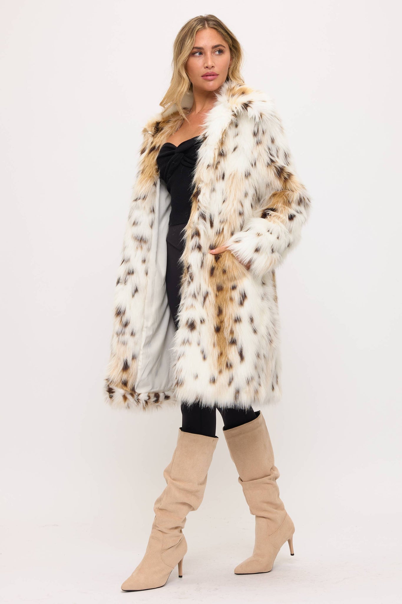 CLAFC0013: Leopard Frost Coat: Snow Leopard