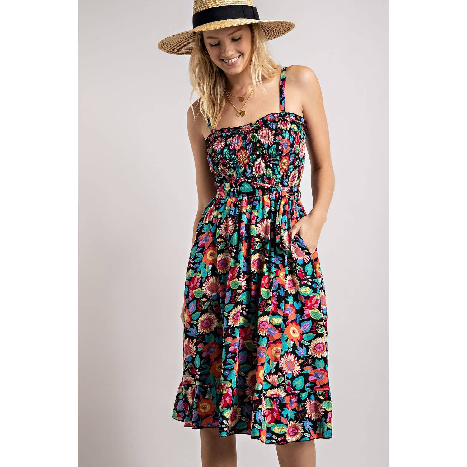 FLOWER PRINT SMOCKING DRESS: Black Combo
