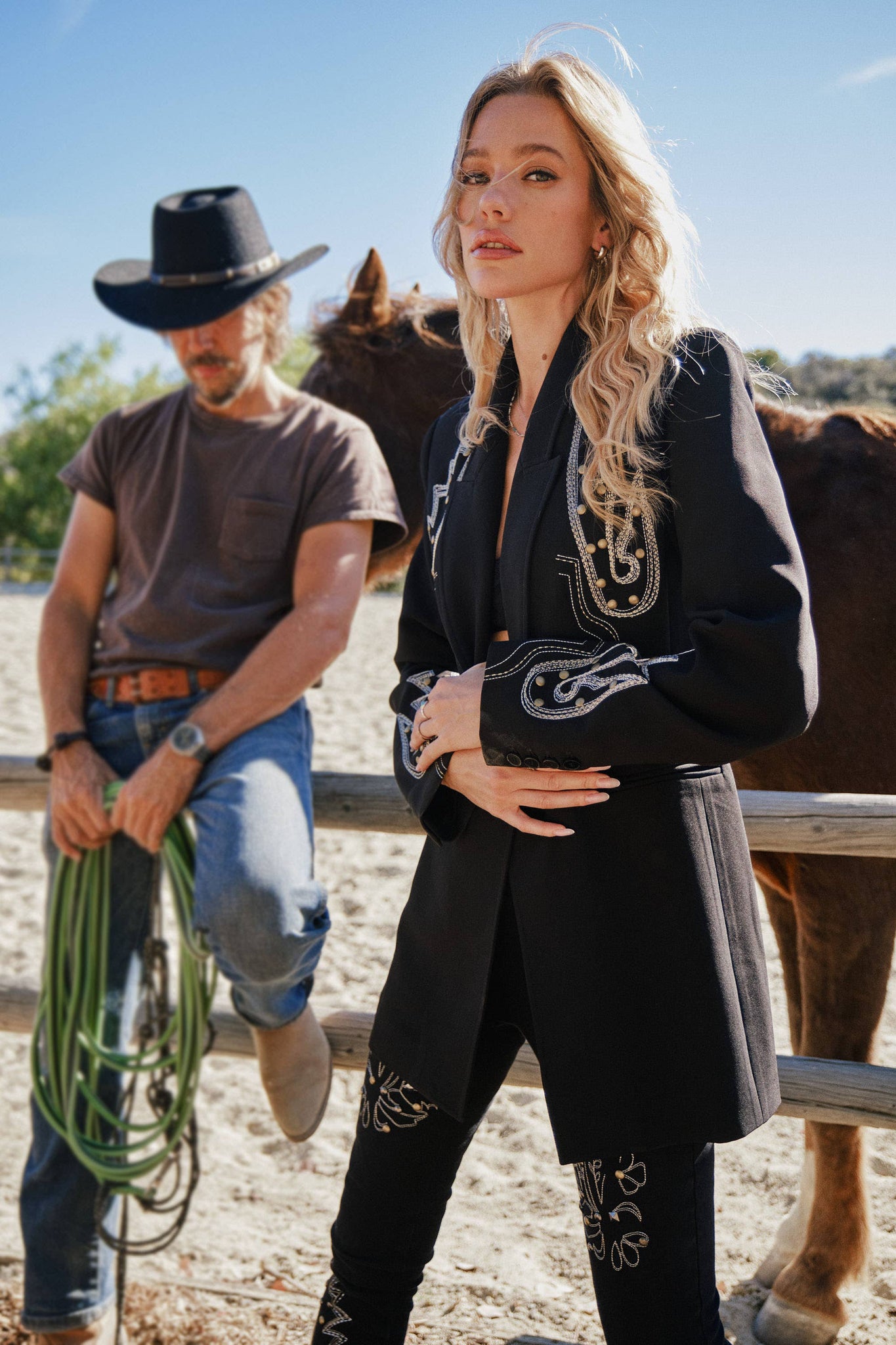 23503J - Woven Suiting Embroidered Tunic Blazer: BLACK