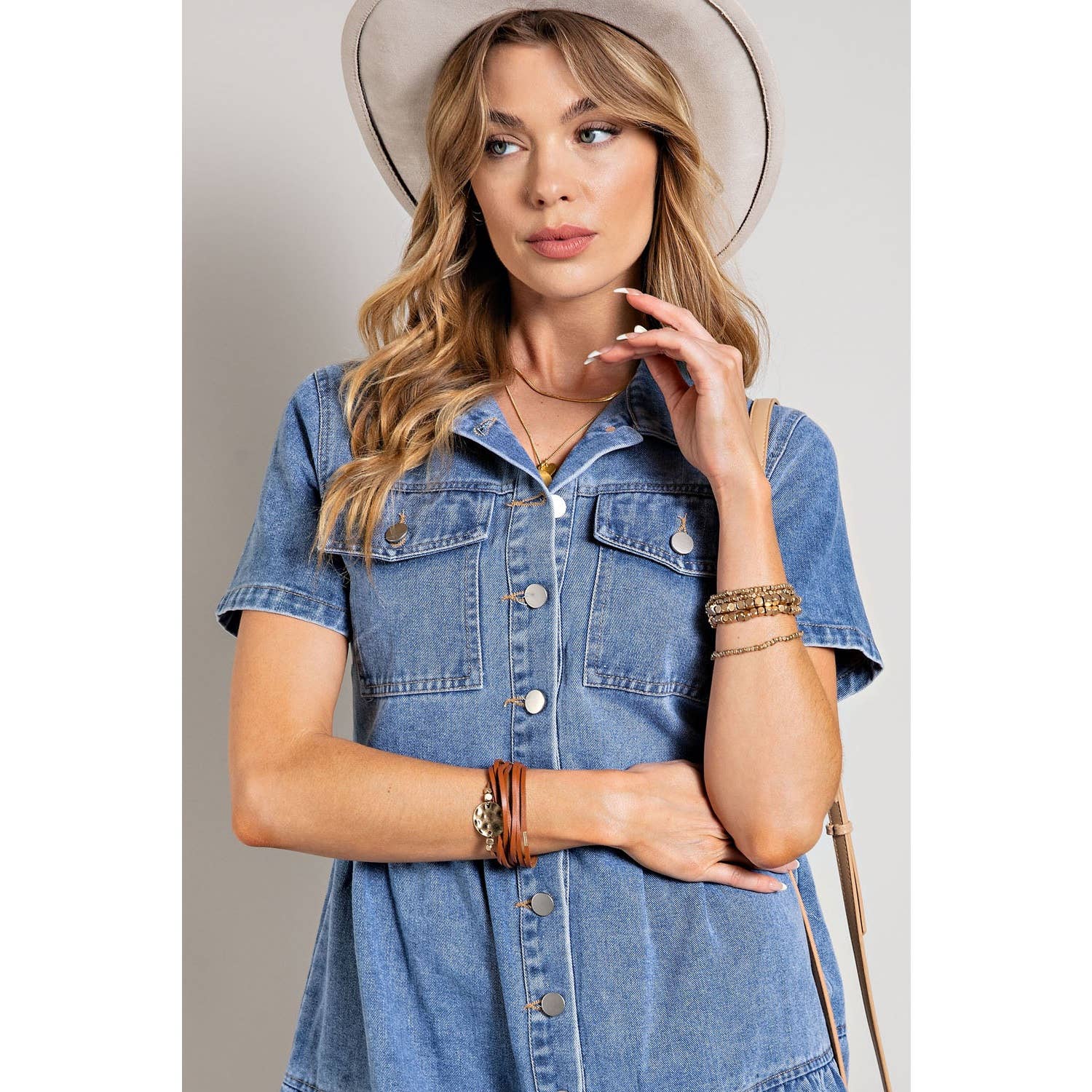 DENIM BUTTON DOWN RUFFLE HEM DRESS: Medium Denim