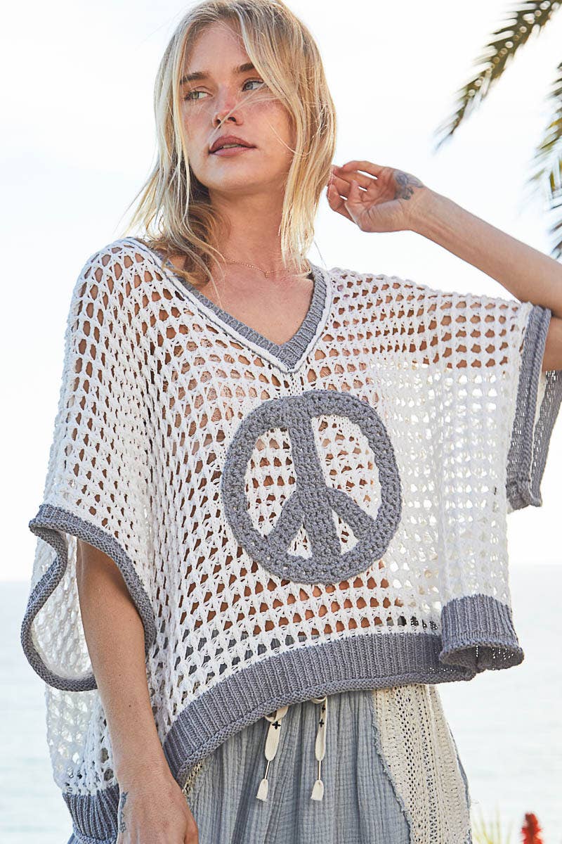 Oversize v-neck short sleeve peace sign sweater SALE: IVORY/GREY