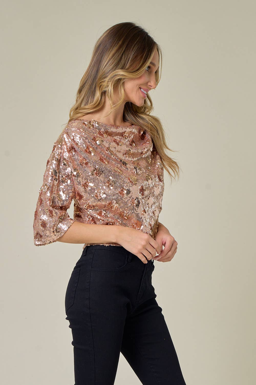 SIT3583A GOLD DROP SHOULDER HOLIDAY SEQUIN TOP