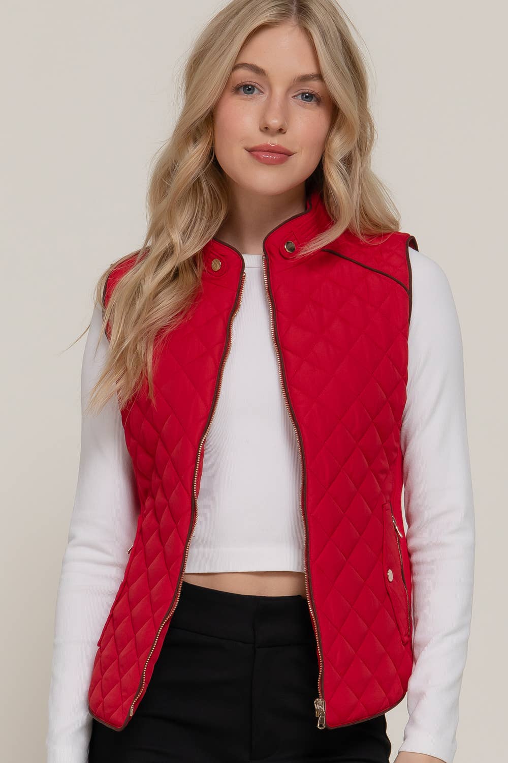Suede Piping Detail Rib Quilted Padding Vest: 1