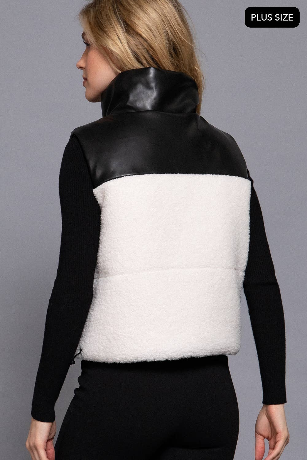 [PLUS SIZE] Reversible Faux Leather-Sherpa Padding Crop Vest: BLK