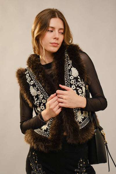 91718V Embroidered Suede Vest With Fur Trim: BLACK