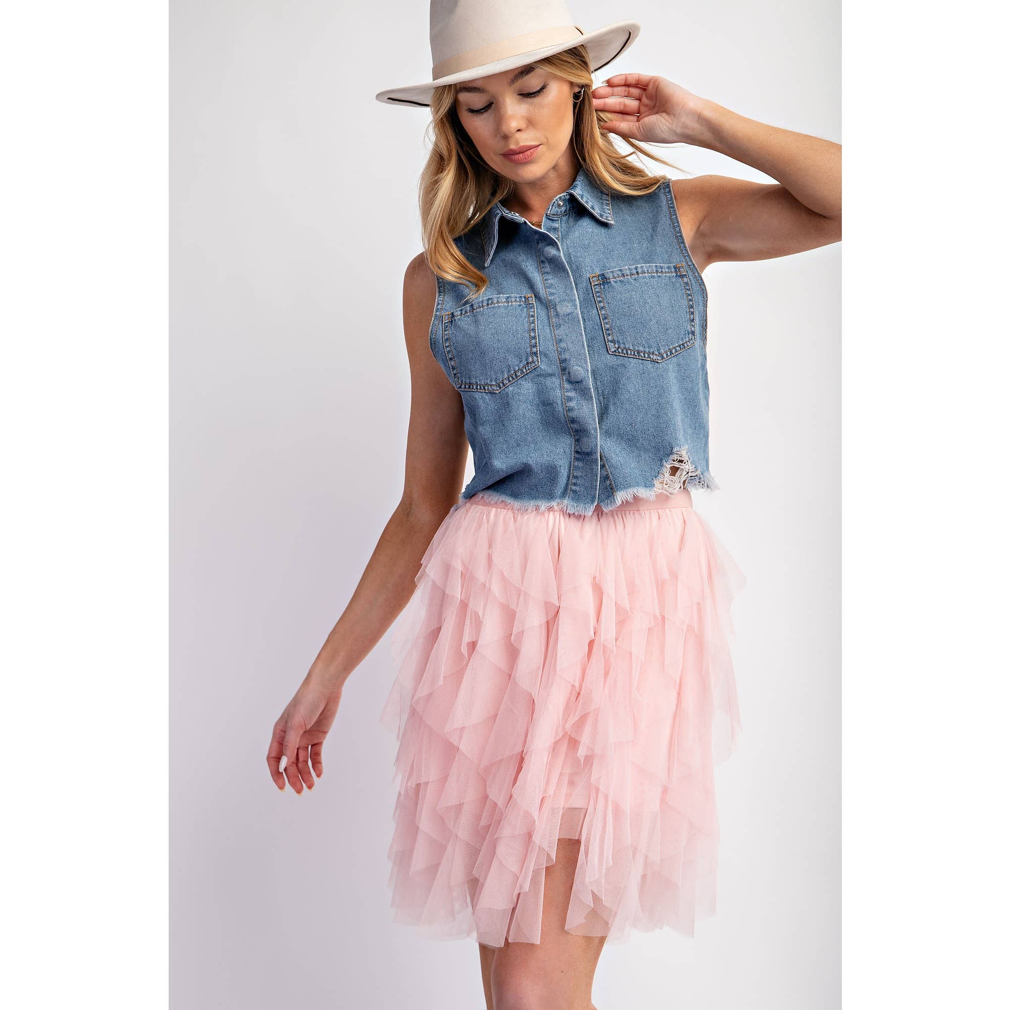 CASCADING TULLE MESH LAYERED MINI SKIRT:
