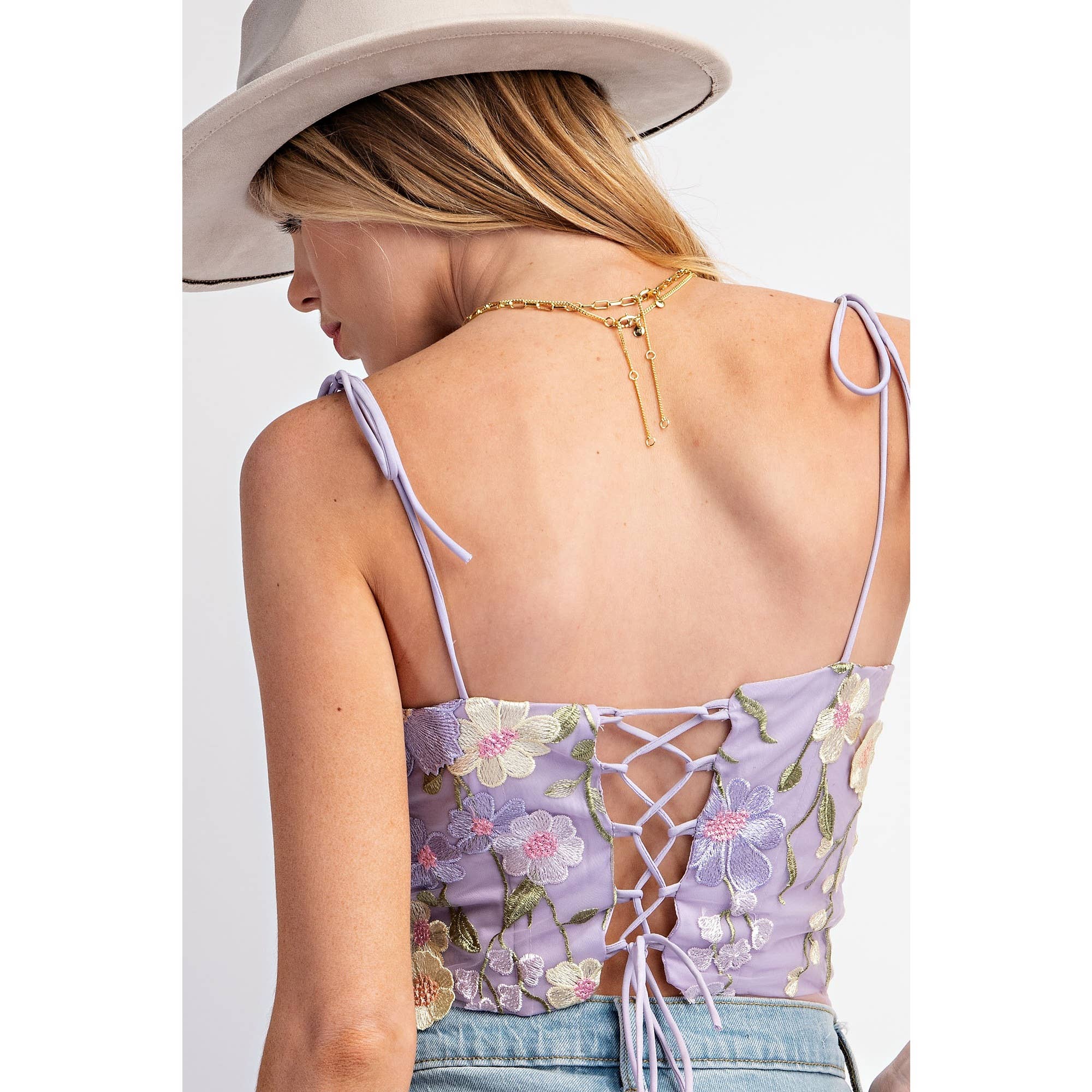 3D FLOWER EMBROIDERY TANK TOP: Lavender