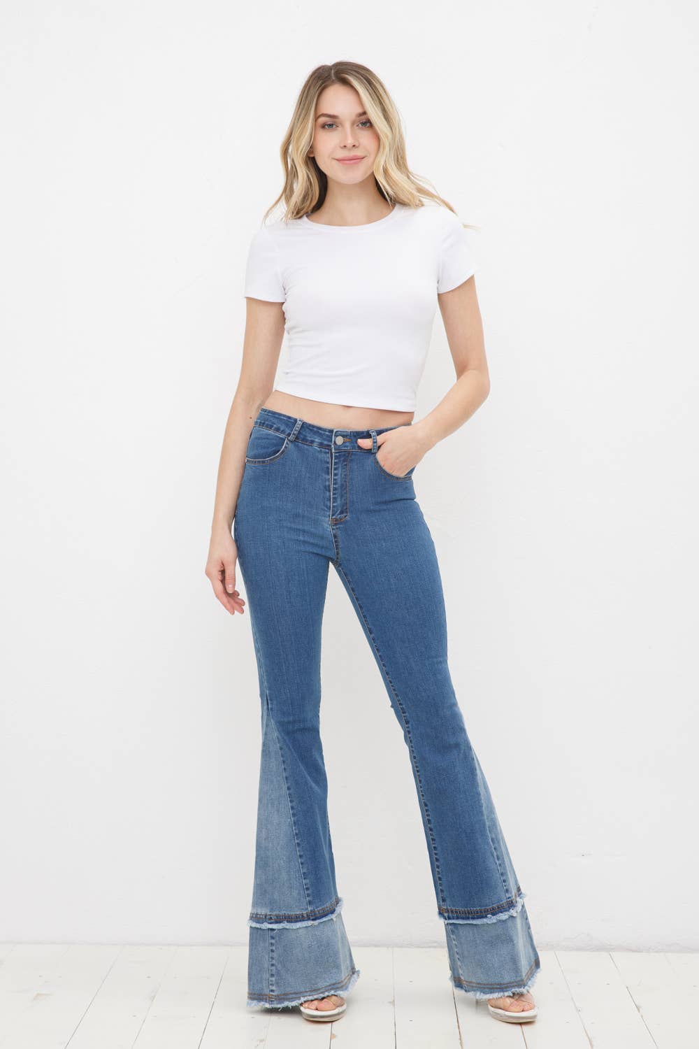 17391P - Two Tone Frayed Detail Bell Bottom Denim Jeans: DARK DENIM