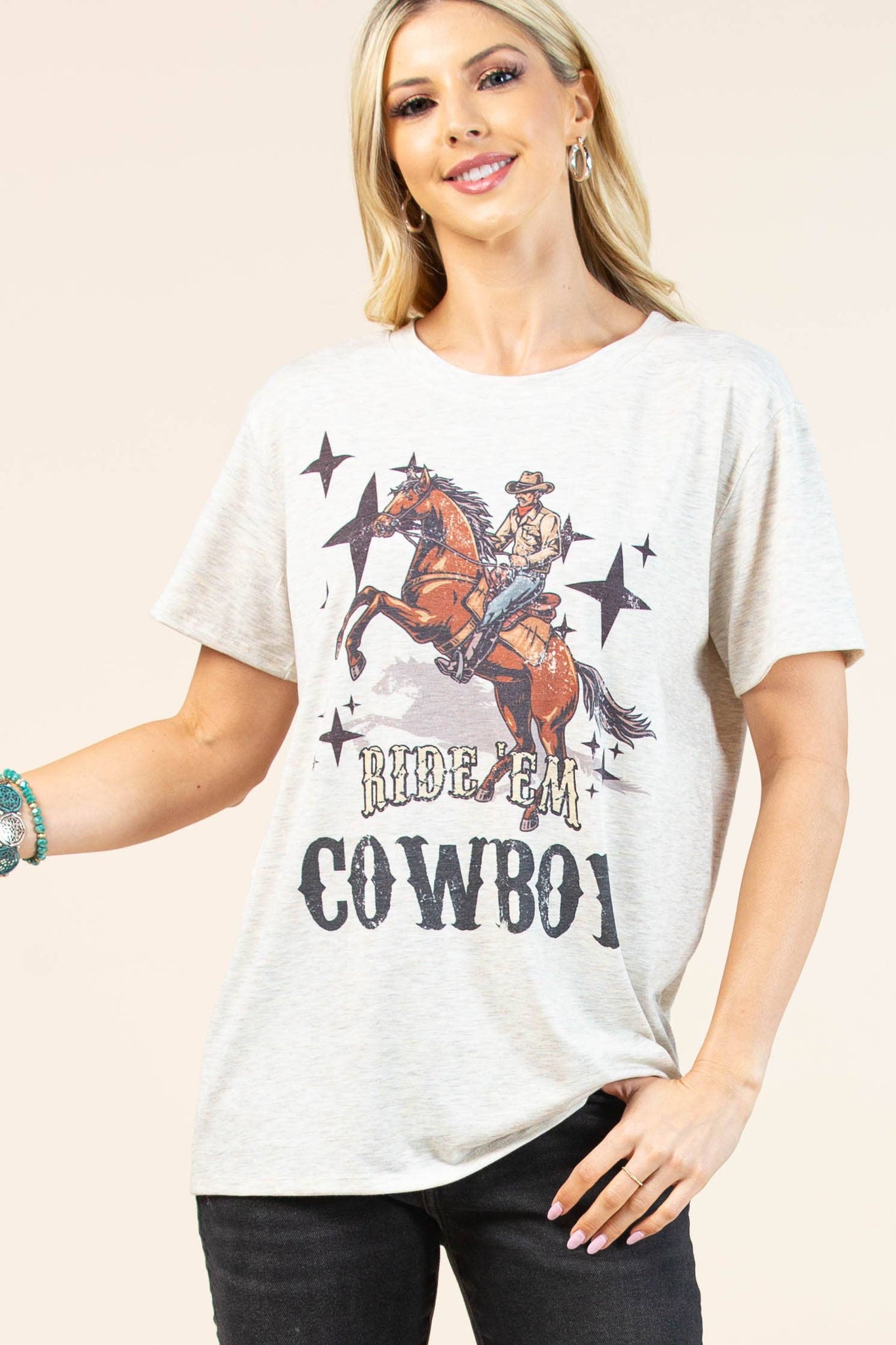 AV1205-PAMELA RIDE'EM COWBOY GRAPHIC T-SHIRT : Oatmeal/Multi / Contemporary