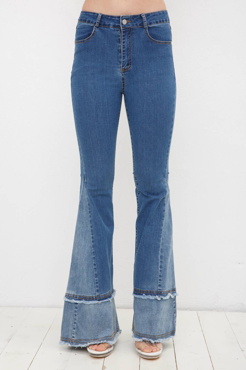 17391P - Two Tone Frayed Detail Bell Bottom Denim Jeans: DARK DENIM