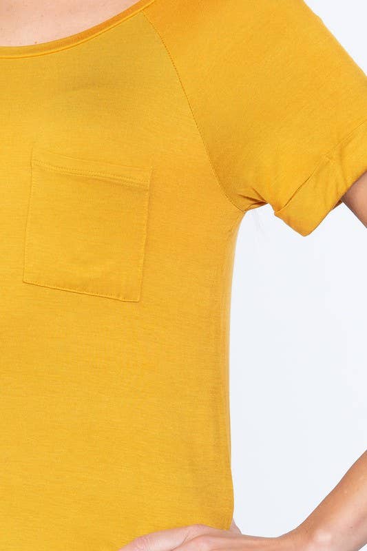 Short Raglan Sleeve Round Neck with pocket