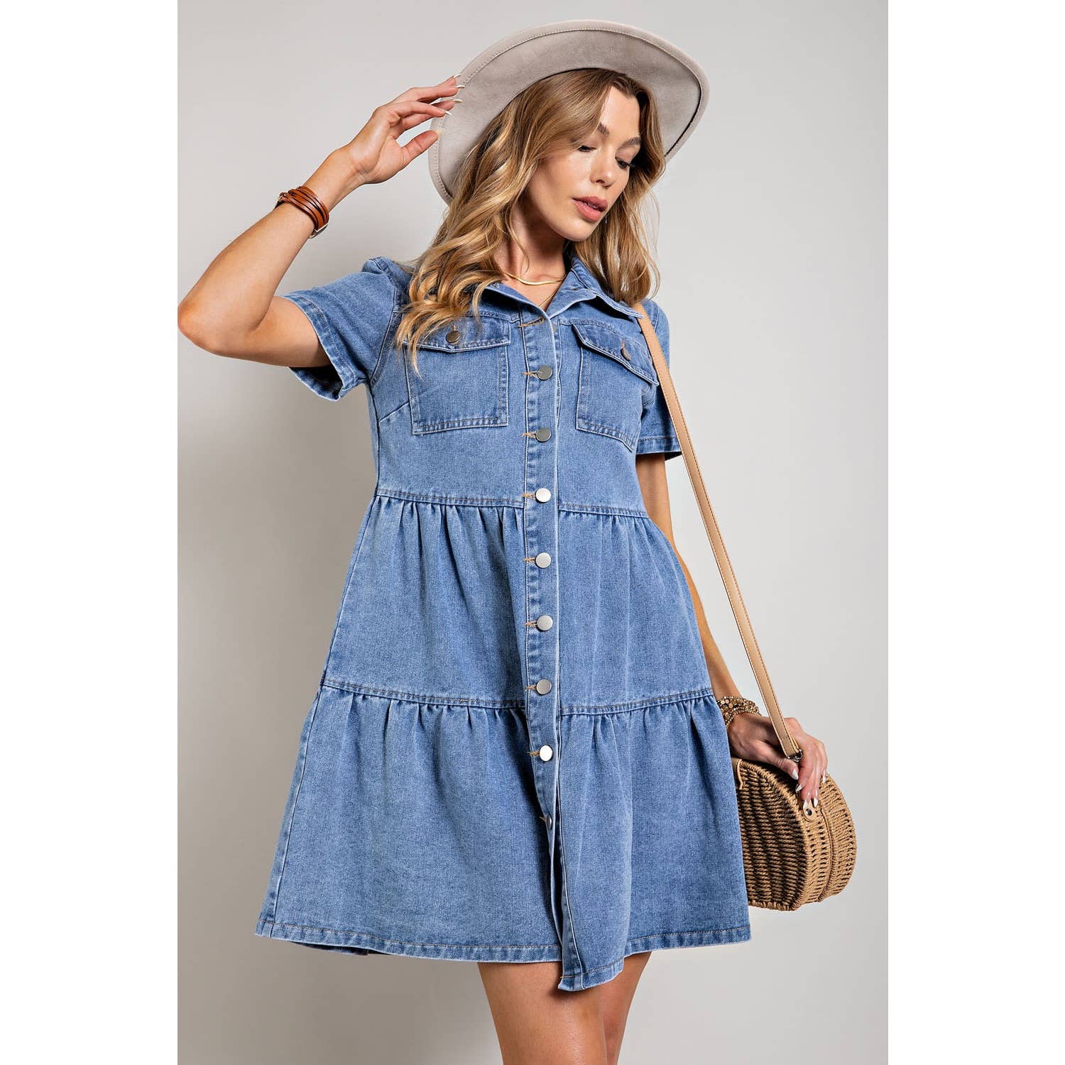 DENIM BUTTON DOWN RUFFLE HEM DRESS: Medium Denim