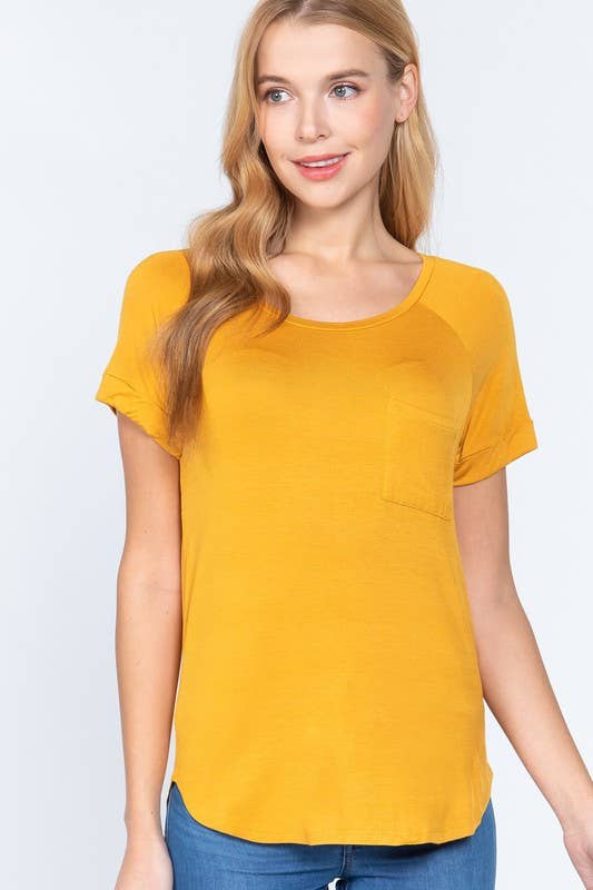 Short Raglan Sleeve Round Neck with pocket