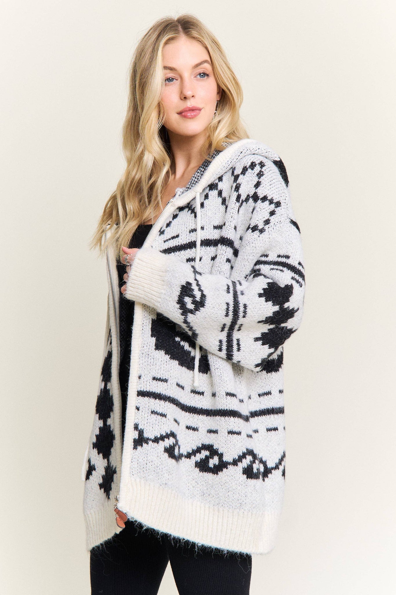 CESW4139-ZIP-UP AZTEC HOODED KNIT CARDIGAN:ONESIZE
