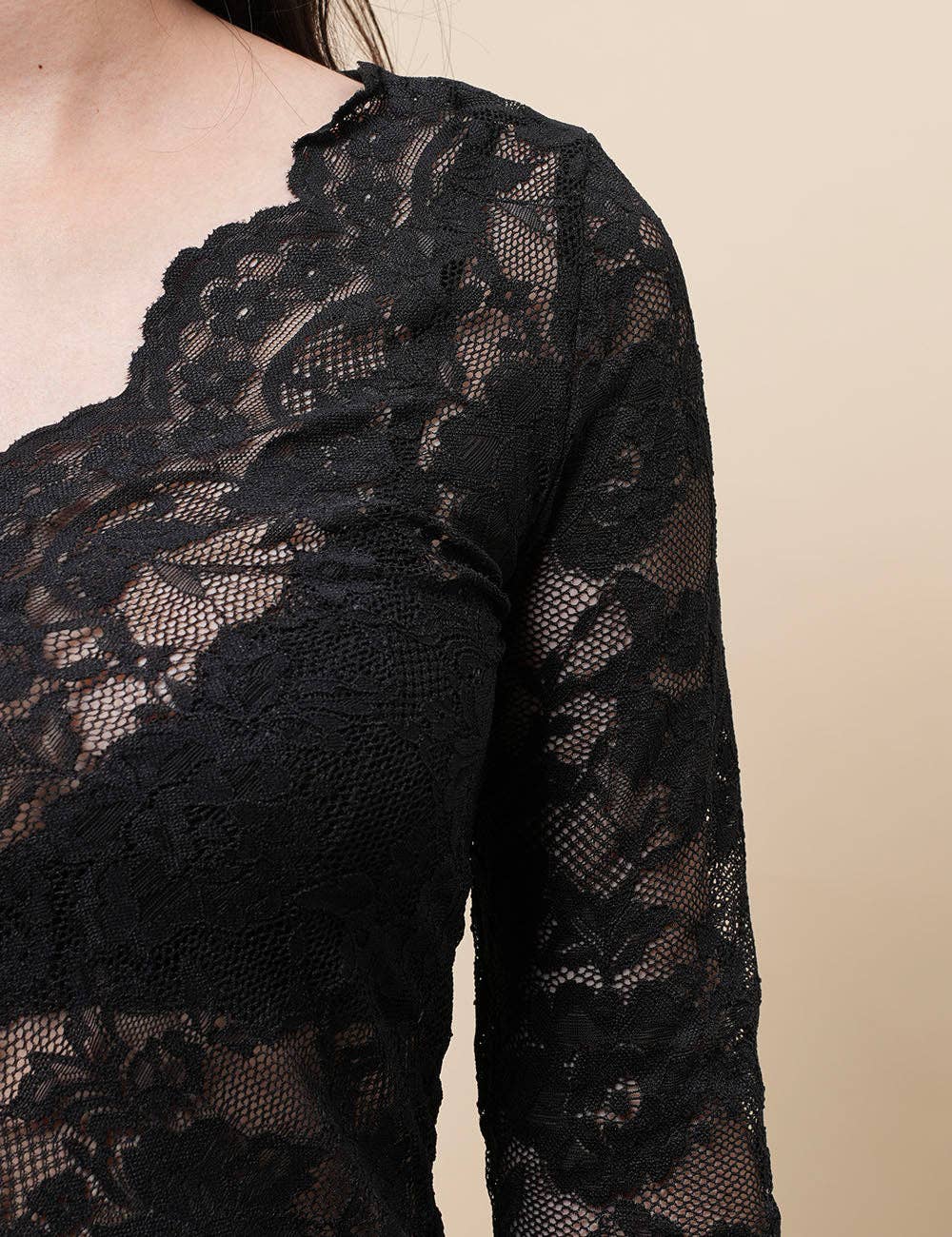 Ladies V-Neck Floral Lace See Sheer Layering Top Pullover