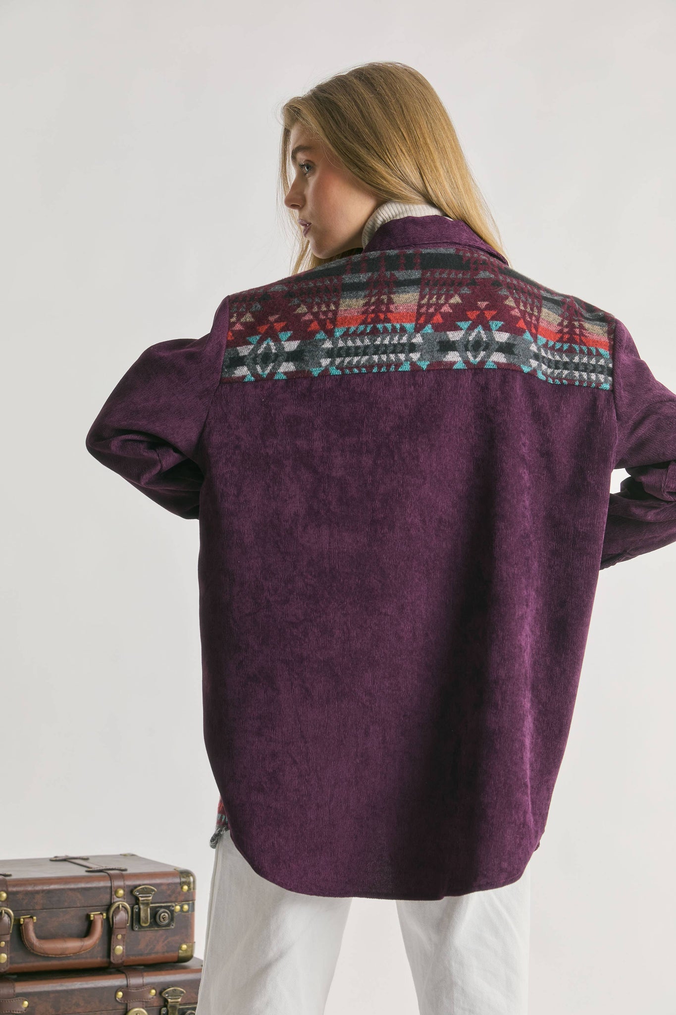 GEO JACQUARD WEAVING CONTRAST BUTTON FRONT SHIRT