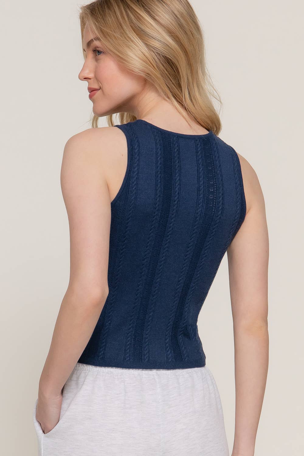Sleeveless Crew Neck Pointelle Spring Sweater: NVY-navy