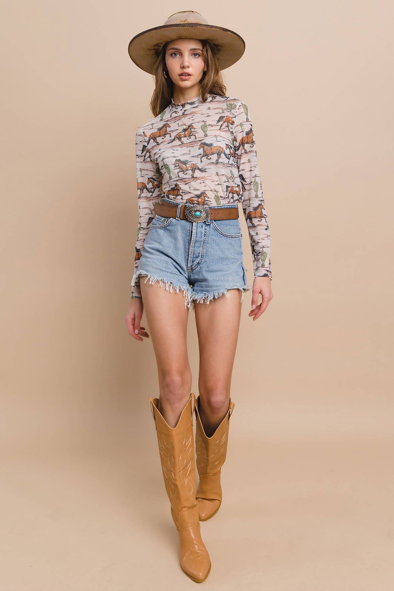 T1502-5223-Western Horse Stables Print Mesh Top: WESTERN PRINT