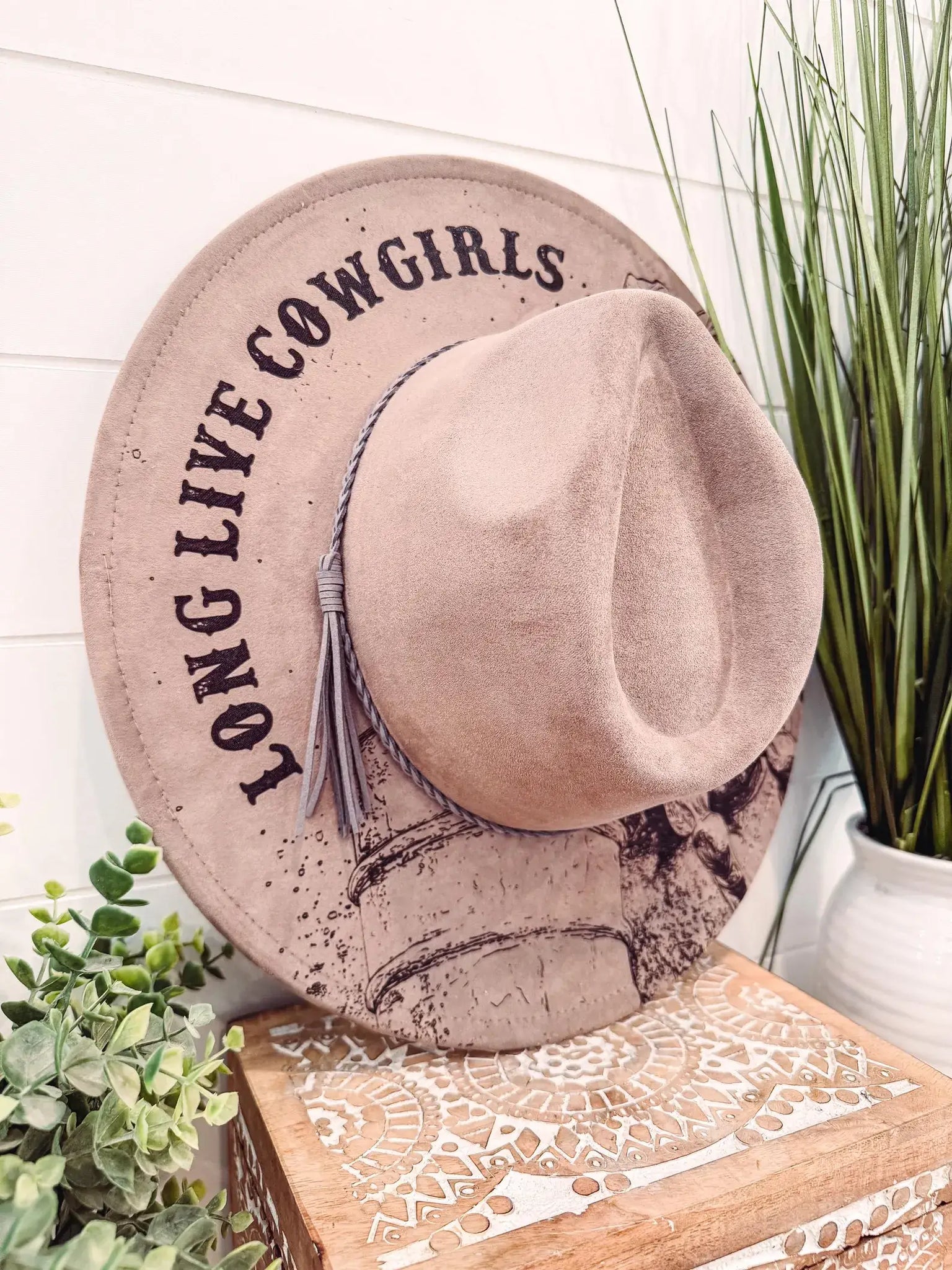 Engraved Barrel Racing Hat: Mocha