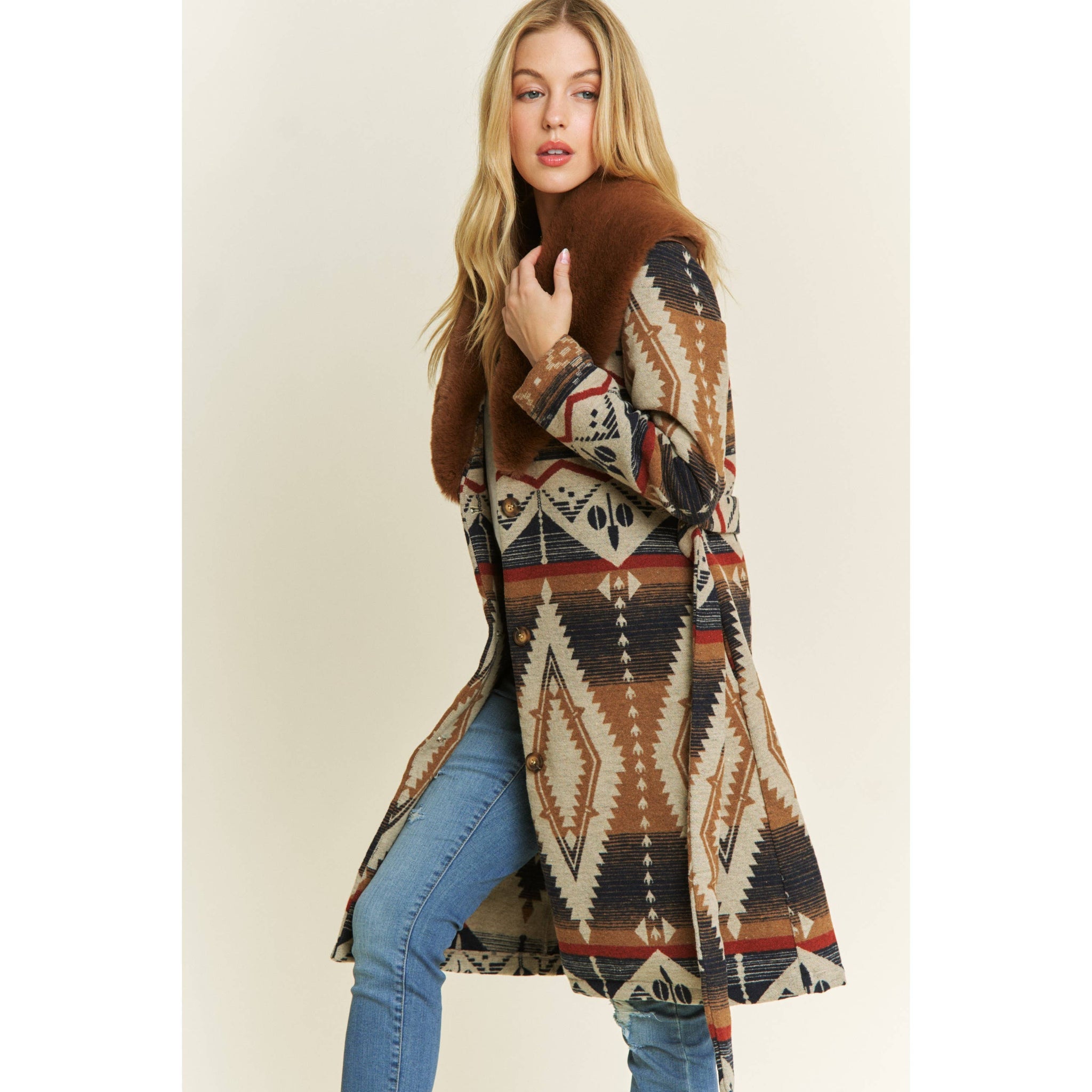 AZTEC JACKET SHACKET WITH CONTRAST FUR SHOWL COLLAR: Navy