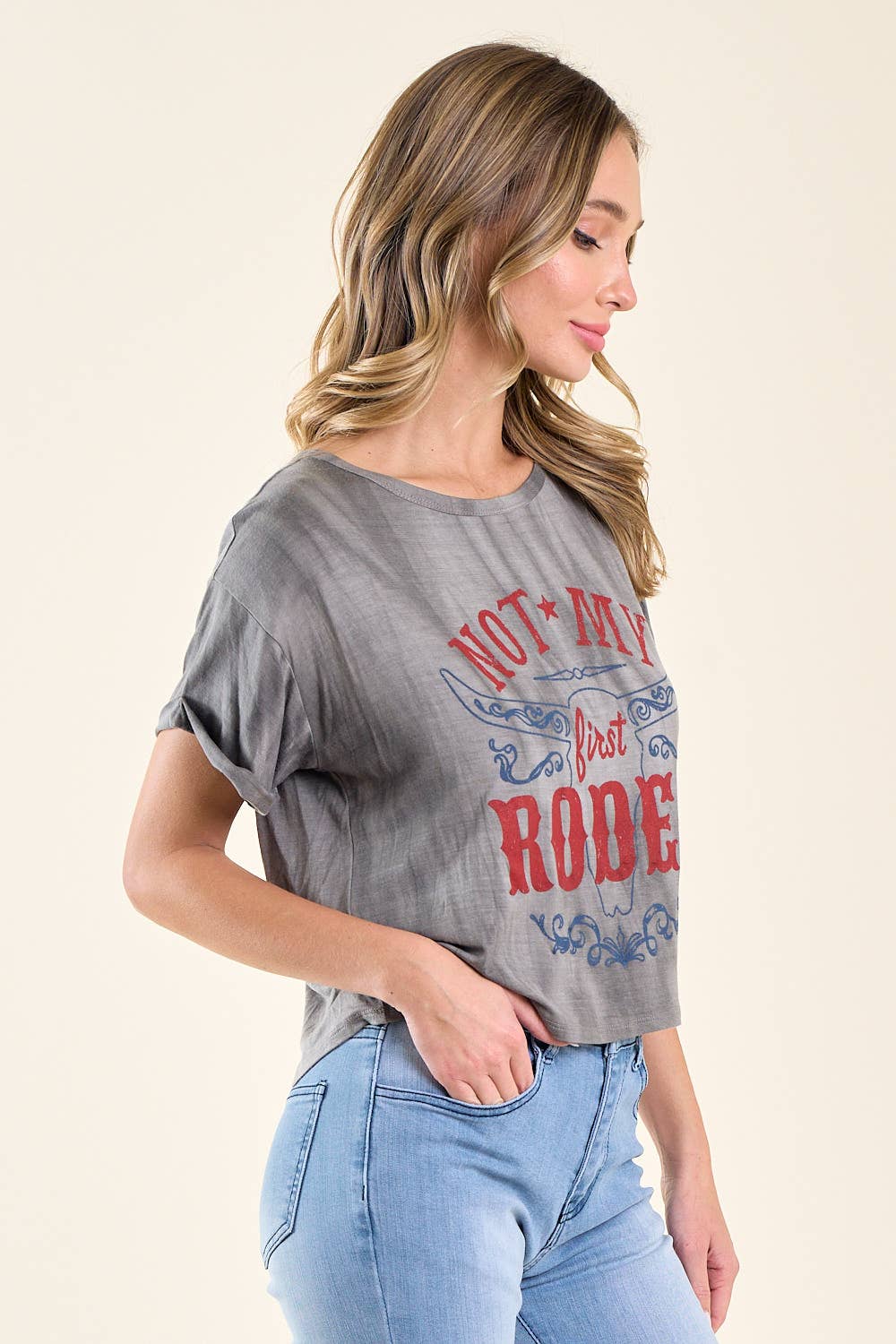 ST3638K CHARCOAL NOT MY FIRST RODEO GRAPHIC TEE: