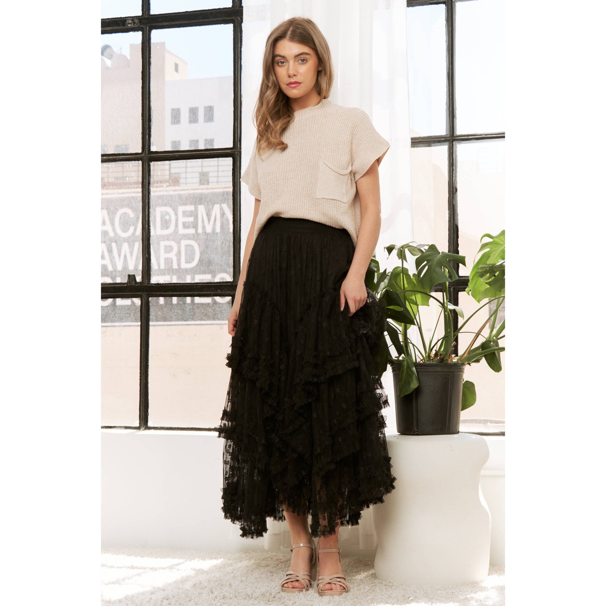 ROMANTIC CASCADING TULLE MESH RUFFLE TIERED MAX SKIRT: BLACK