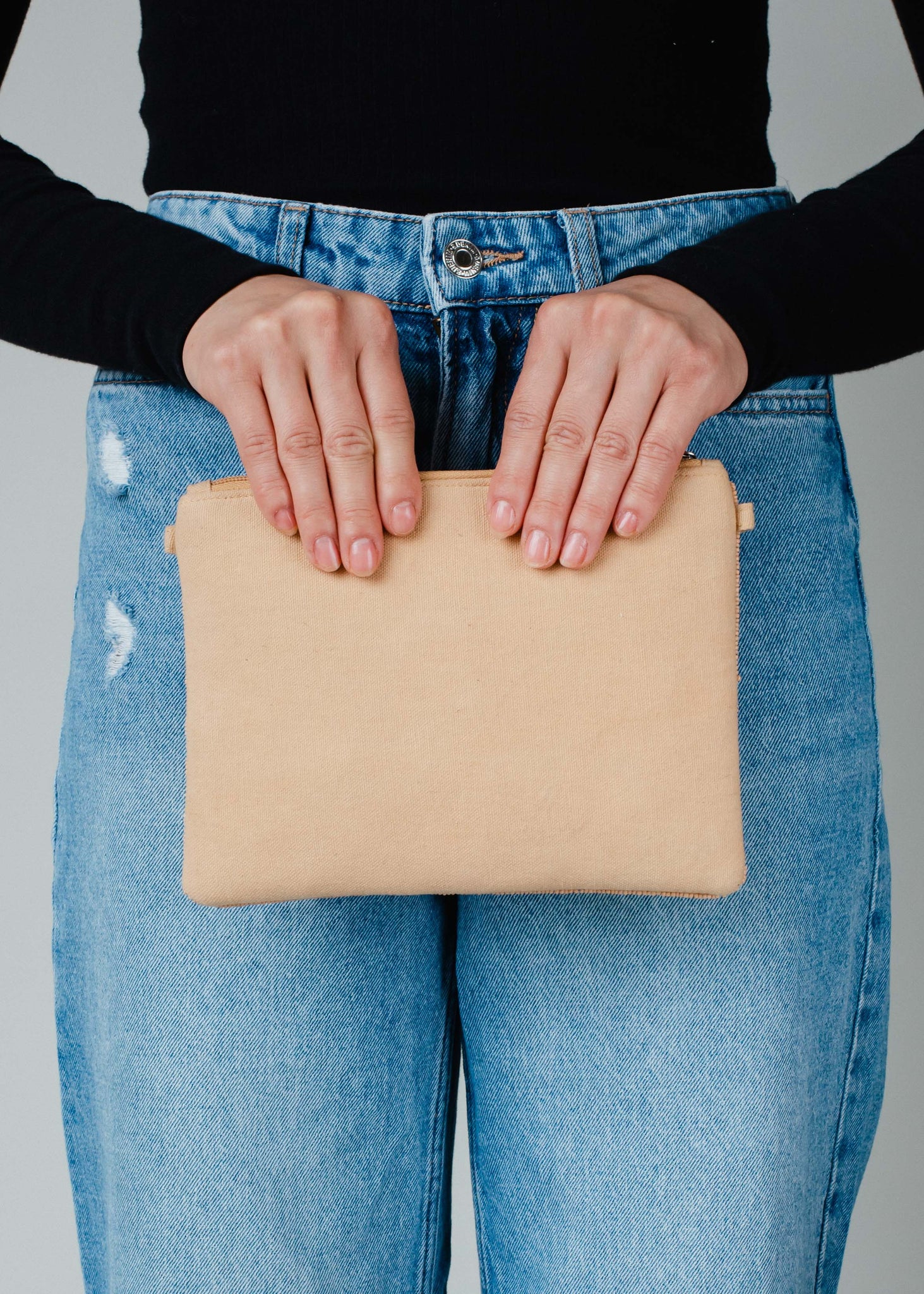 Tan, Black & Rust Aztec Wristlet