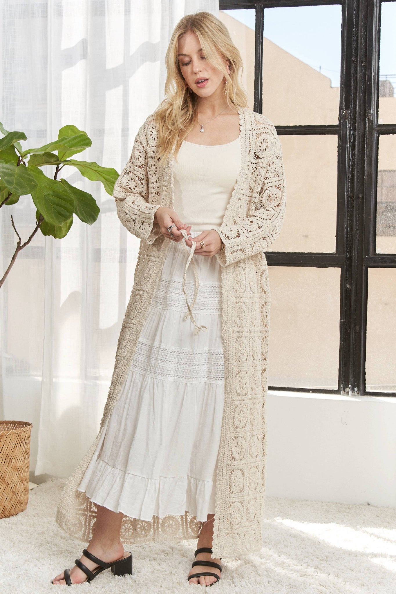 CESW3831- LONG SLEEVES CROCHET ELASTIC CARDIGAN: BEIGE