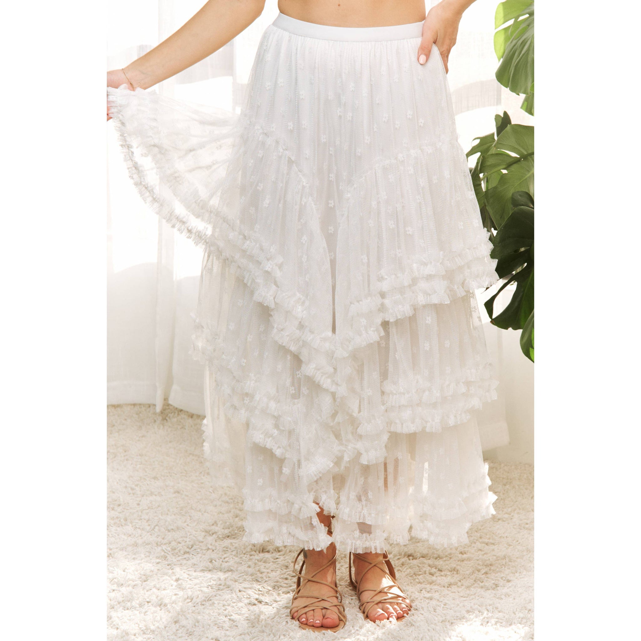 ROMANTIC CASCADING TULLE MESH RUFFLE TIERED MAX SKIRT: BLACK