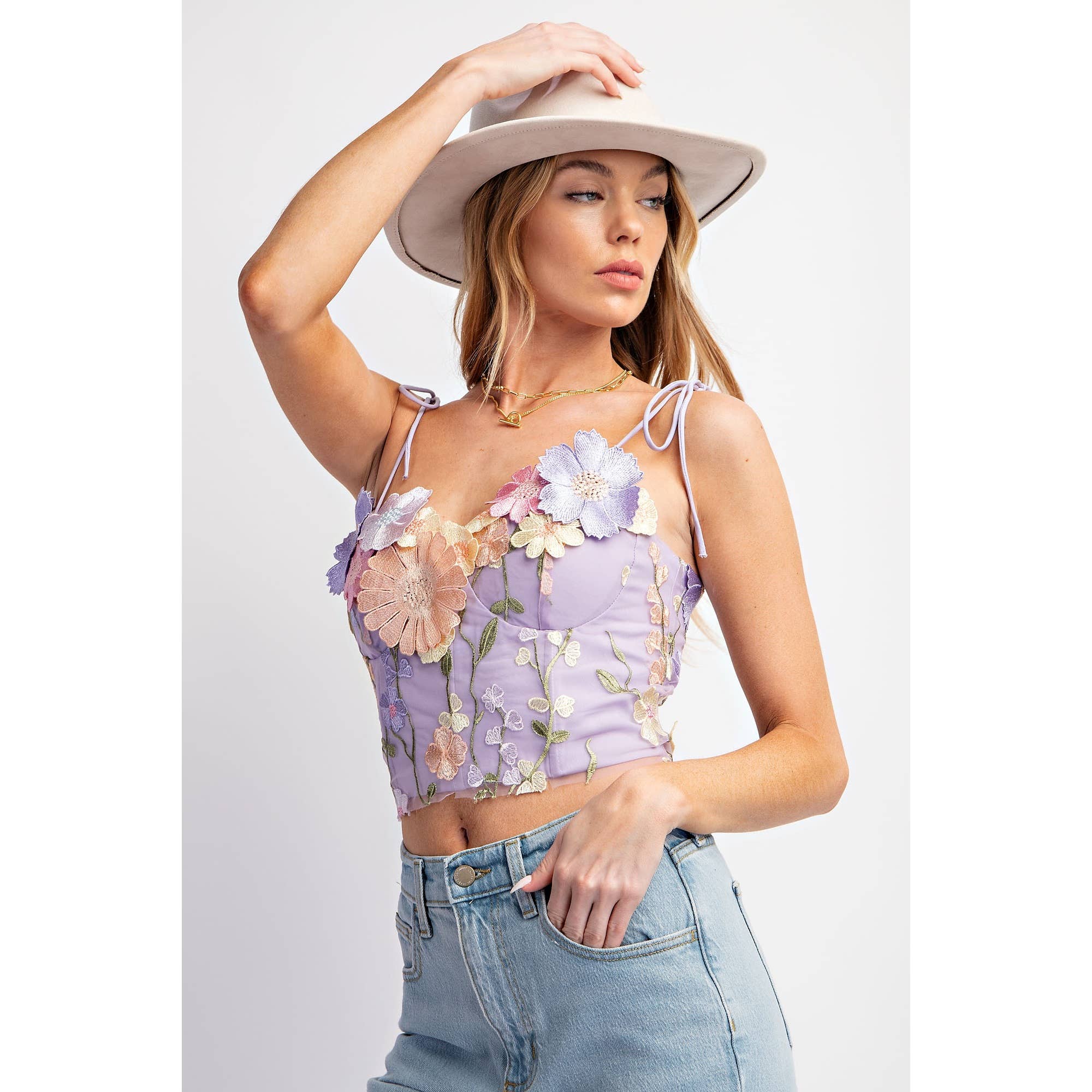 3D FLOWER EMBROIDERY TANK TOP: Lavender