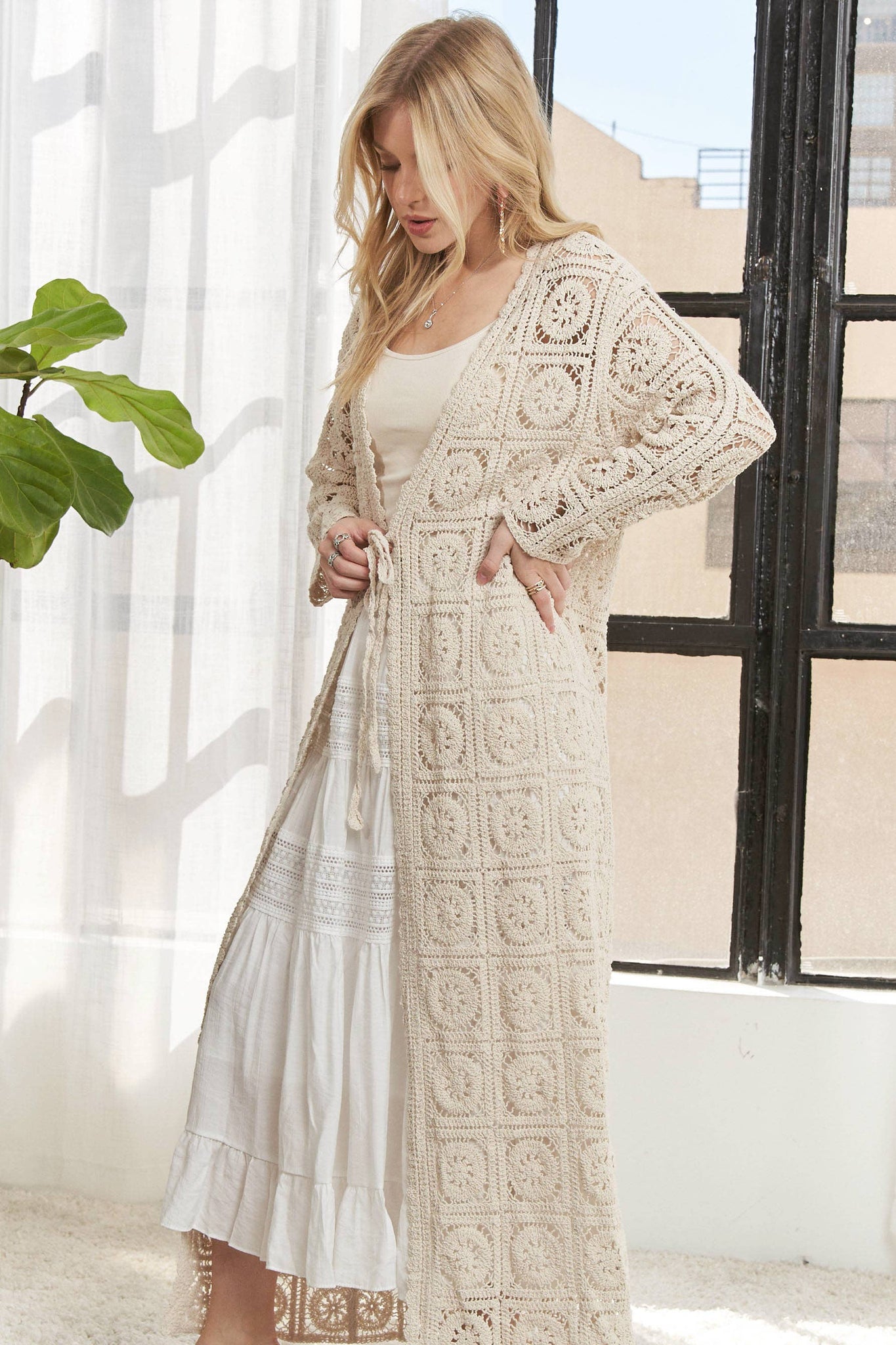 CESW3831- LONG SLEEVES CROCHET ELASTIC CARDIGAN: BEIGE