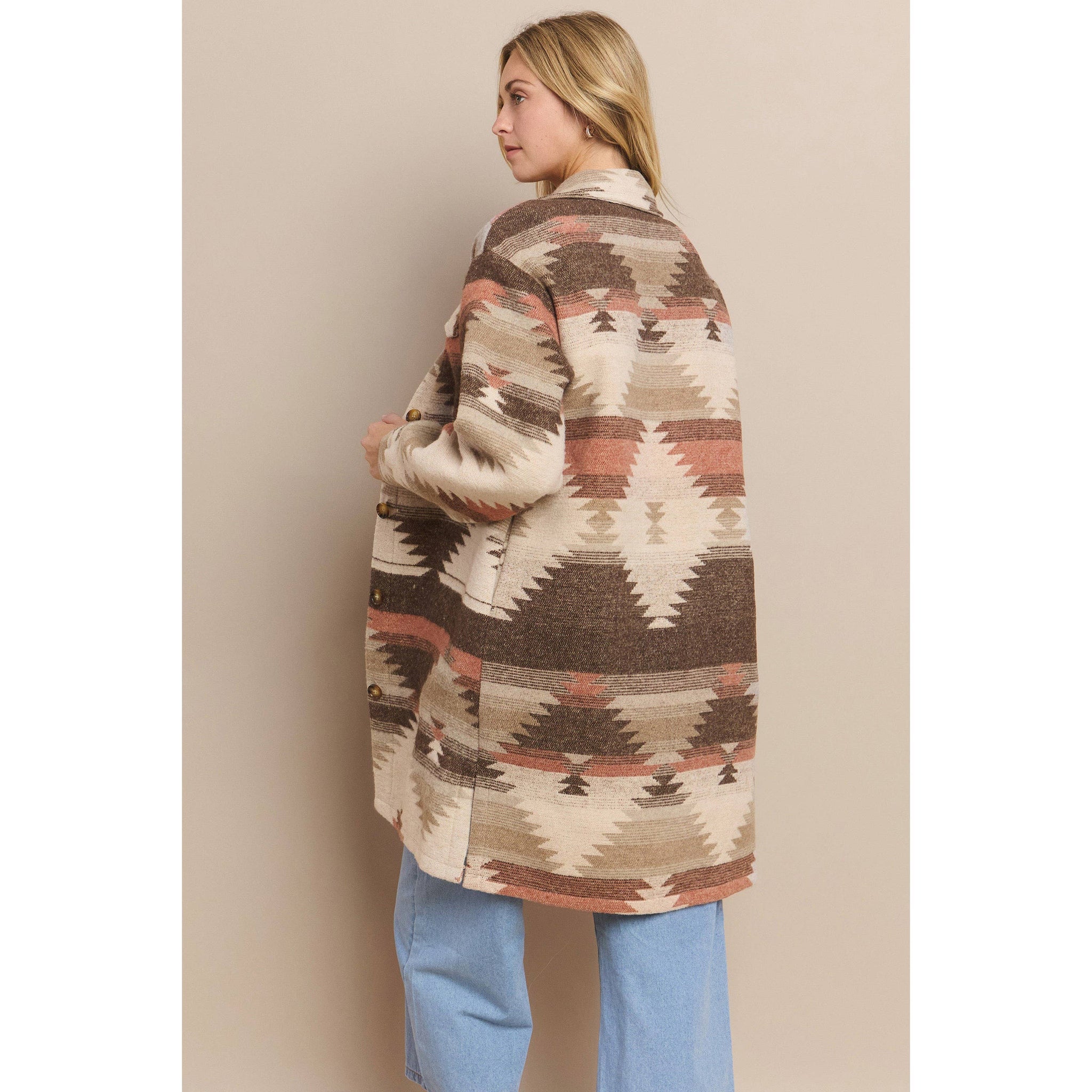 AZTEC JACQUARD SHACKET WITH POCKET LONG VERSION: BROWN COMBO