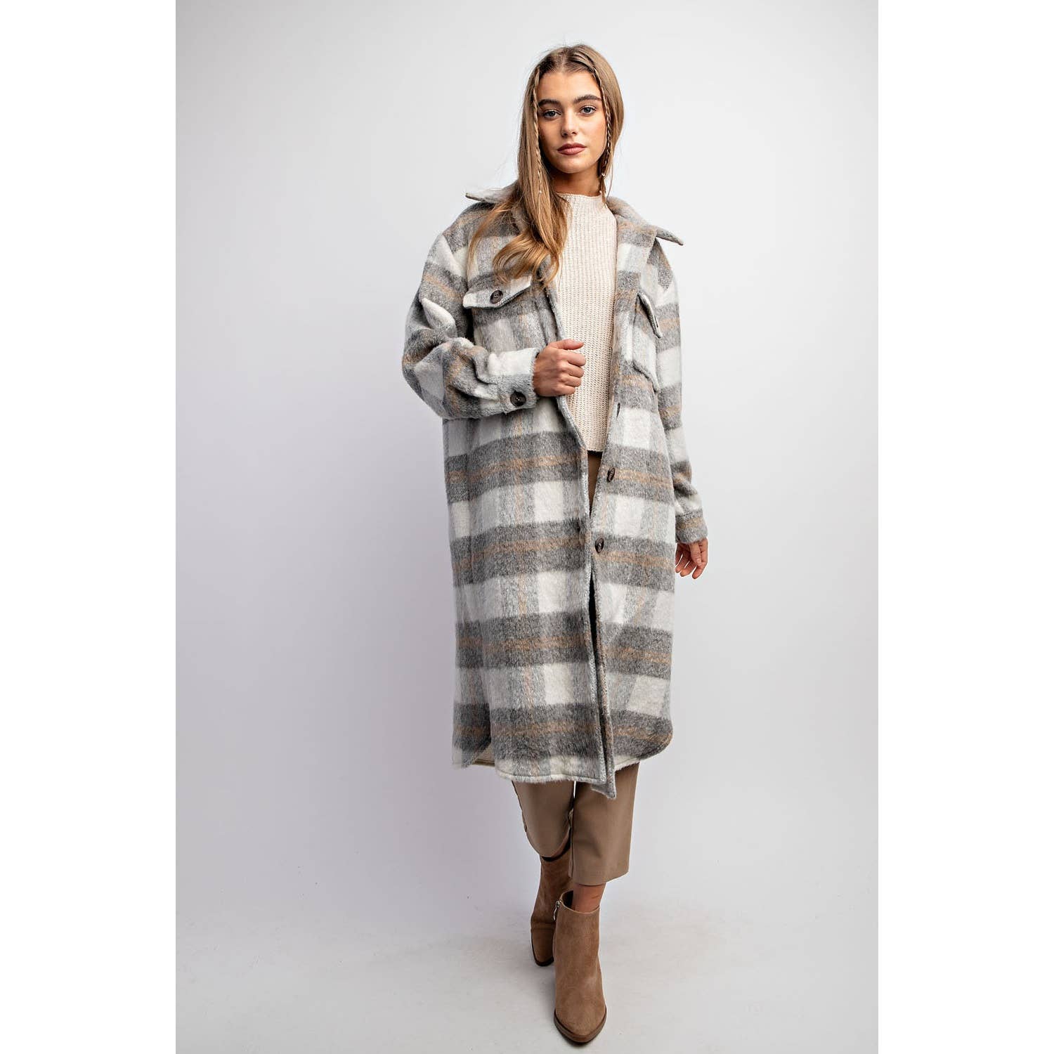 OVERSIZED PINK CHECKERED FLUFFY PLAID JACKET: Grey Mix